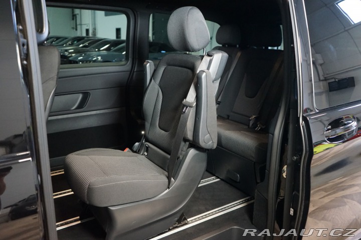 Mercedes-Benz V 300d*AMG*NEZ.TOP*VZDUCH*3 2023