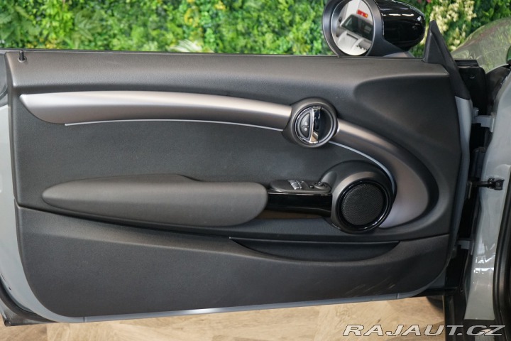 Mini Cooper 135kW*CARPLAY*NAVI*LED*CZ 2021