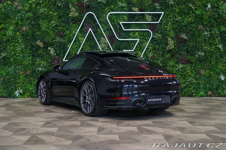 Porsche 911 PDK*PDLS+*PANO*VÝFUK 2019