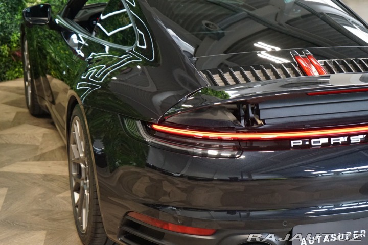 Porsche 911 PDK*PDLS+*PANO*VÝFUK 2019