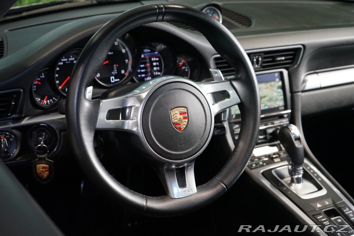 Porsche 911 PDK*BOSE*PANO*ZÁRUKA* 2015