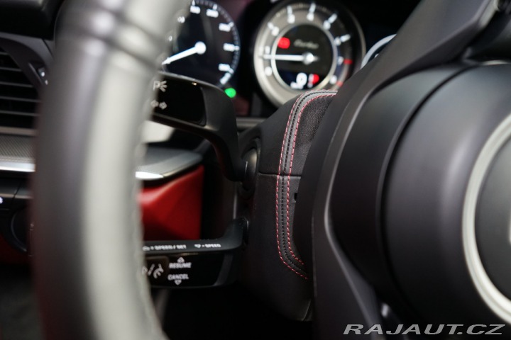 Porsche 911 992*TURBO*427kW*MATRIX*BO 2022