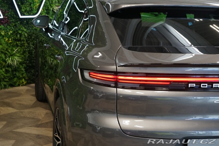 Porsche Cayenne Coupé Chrono Matrix Pano 2024