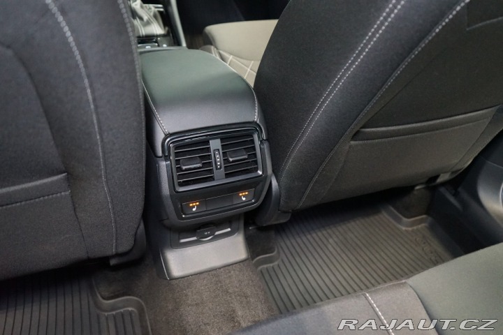 Škoda Karoq ACC*CANTON*TAŽNÉ* 2024