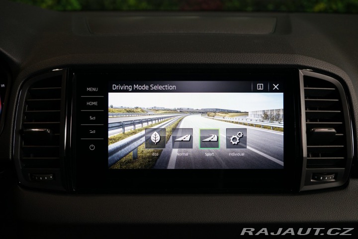 Škoda Karoq ACC*CANTON*TAŽNÉ* 2024