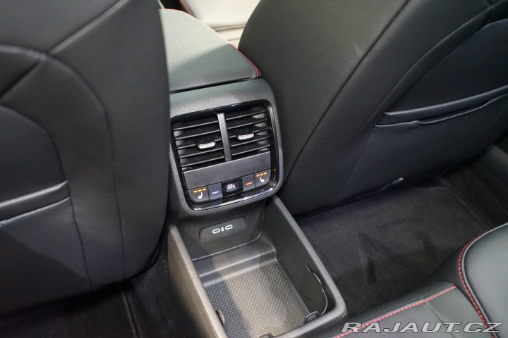 Škoda Octavia 195kW*FACELIFT*PANO*DCC 2024