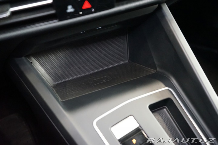Volkswagen Golf 1.5 TSI*ACC*TAŽNÉ*CARPLAY 2024