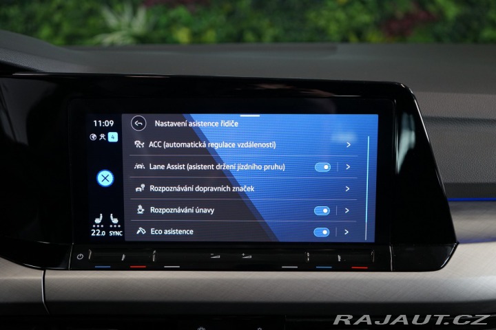 Volkswagen Golf 1.5 TSI*ACC*TAŽNÉ*CARPLAY 2024