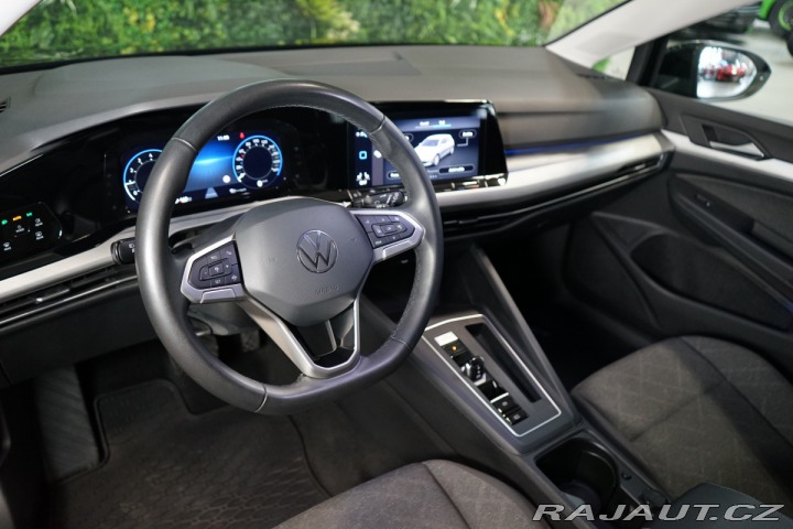 Volkswagen Golf 1.5 TSI*ACC*TAŽNÉ*CARPLAY 2024