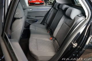 Volkswagen Golf 1.5 TSI*ACC*TAŽNÉ*CARPLAY 2024