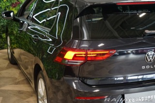 Volkswagen Golf 1.5 TSI*ACC*TAŽNÉ*CARPLAY 2024