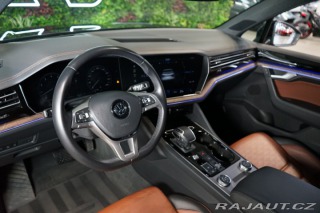 Volkswagen Touareg LED*VZDUCH*HUD*360* 2020