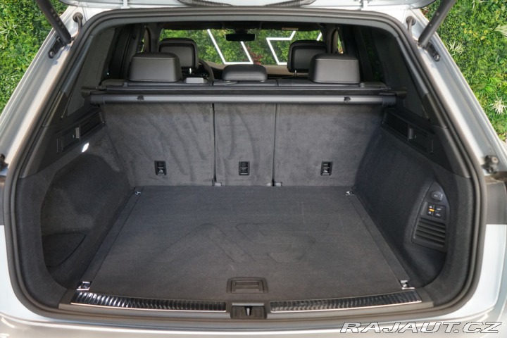 Volkswagen Touareg VZDUCH*ACC*TAŽNÉ*360* 2024
