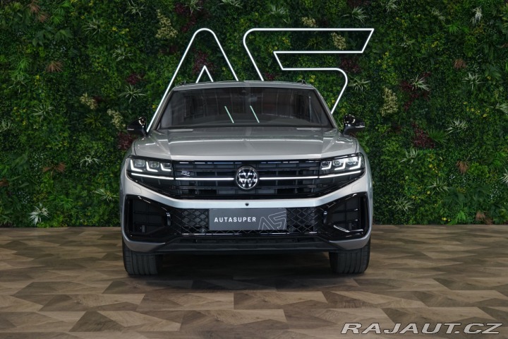 Volkswagen Touareg VZDUCH*ACC*TAŽNÉ*360* 2024