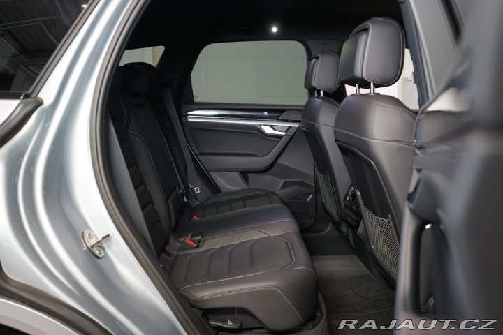 Volkswagen Touareg VZDUCH*ACC*TAŽNÉ*360* 2024