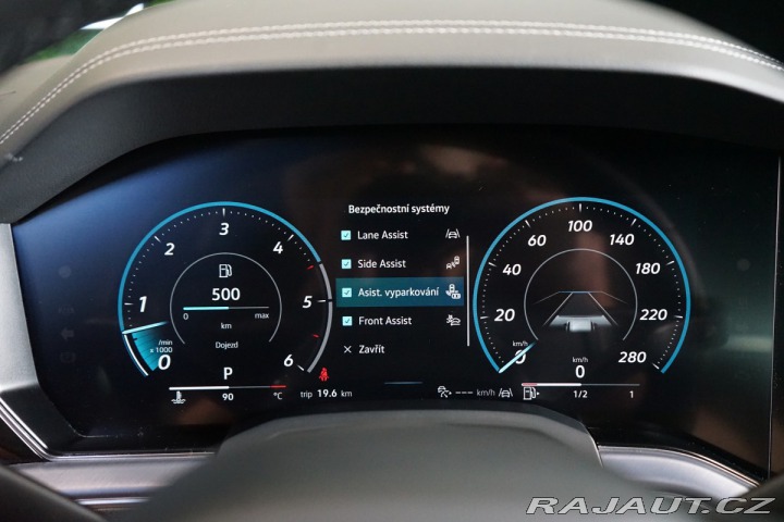 Volkswagen Touareg VZDUCH*ACC*TAŽNÉ*360* 2024