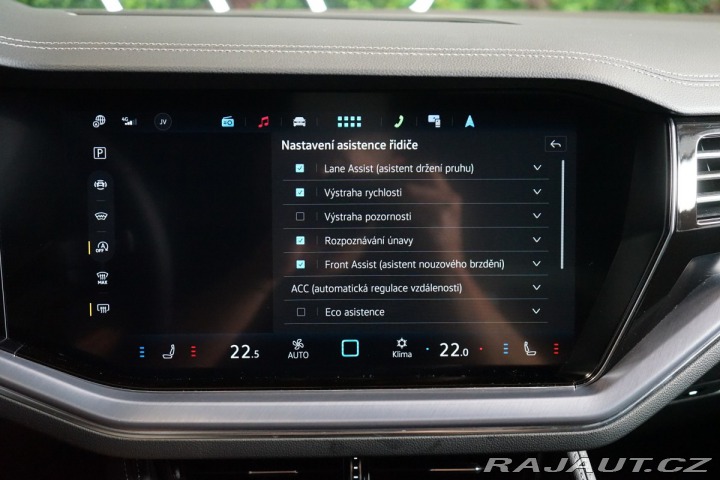 Volkswagen Touareg VZDUCH*ACC*TAŽNÉ*360* 2024