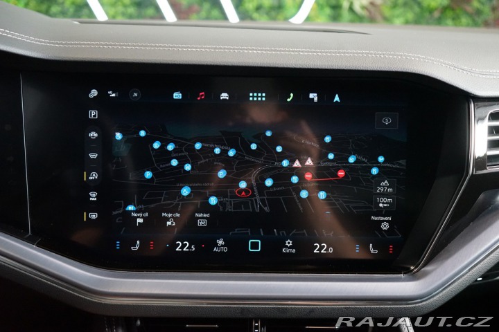 Volkswagen Touareg VZDUCH*ACC*TAŽNÉ*360* 2024