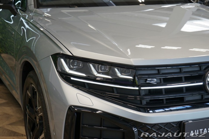 Volkswagen Touareg VZDUCH*ACC*TAŽNÉ*360* 2024