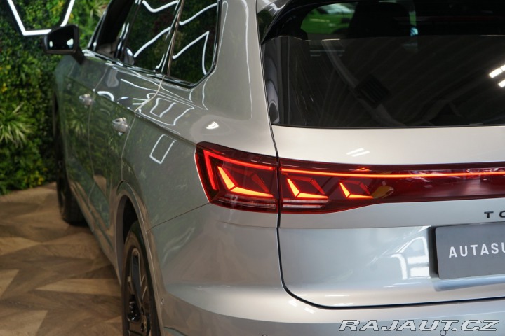 Volkswagen Touareg VZDUCH*ACC*TAŽNÉ*360* 2024
