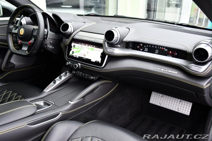 Ferrari Ostatní modely GTC4 Lusso V12 DCT P-DISPLAY LIFT 14 2018