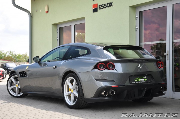 Ferrari Ostatní modely GTC4 Lusso V12 DCT P-DISPLAY LIFT 14 2018