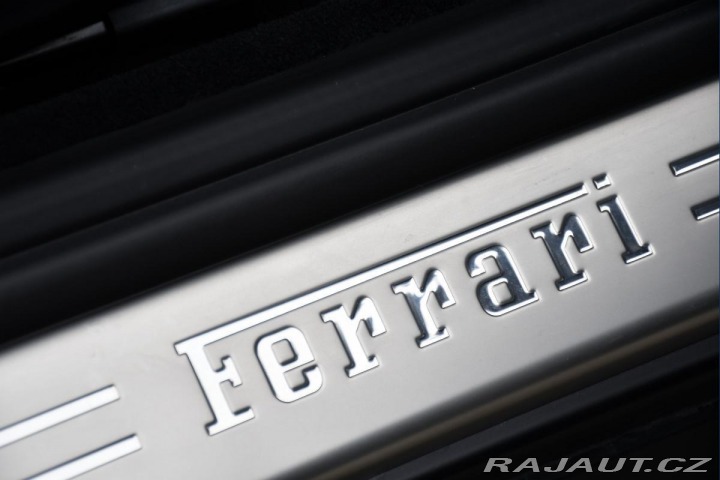 Ferrari Ostatní modely GTC4 Lusso V12 DCT P-DISPLAY REZERVA 2018