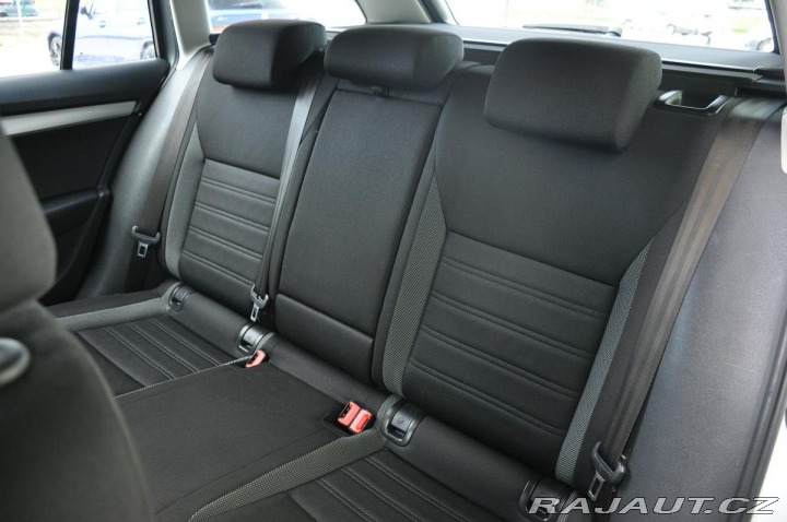 Škoda Octavia 1,6TDi DSG NAVI CARPLAY 2019