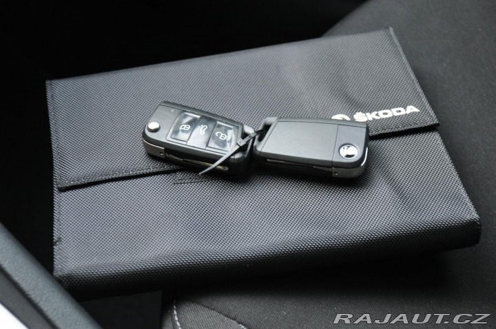 Škoda Octavia 1,6TDi DSG NAVI CARPLAY 2019