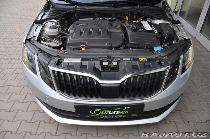Škoda Octavia 1,6TDi DSG NAVI CARPLAY 2019