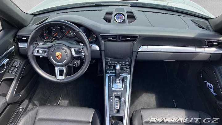 Porsche 911 Carrera Cabriolet 2017