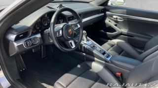 Porsche 911 Carrera Cabriolet 2017