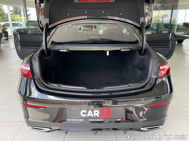 Mercedes-Benz E 300d AMG*KeyLess*Burmeste 2020