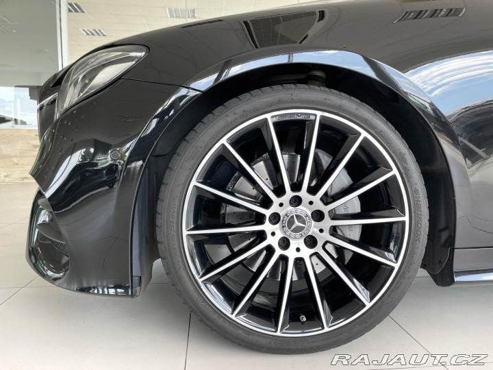 Mercedes-Benz E 300d AMG*KeyLess*Burmeste 2020