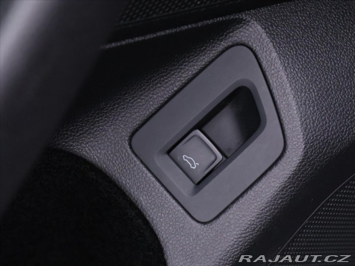 Volkswagen Passat 2,0 TDI DSG R-Line Kůže L 2020