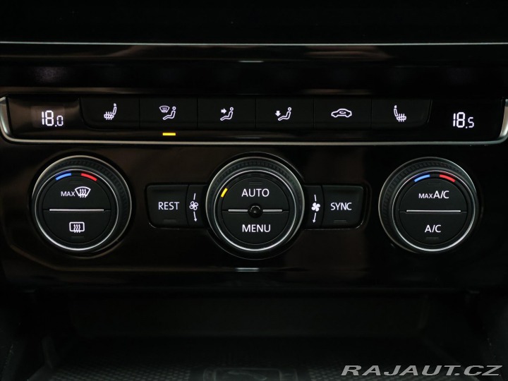 Volkswagen Passat 2,0 TDI DSG R-Line Kůže L 2020