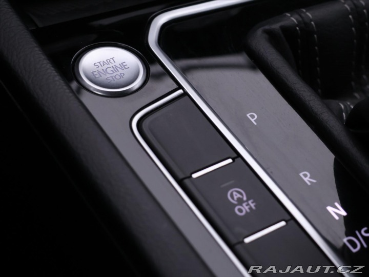 Volkswagen Passat 2,0 TDI DSG R-Line Kůže L 2020