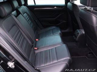 Volkswagen Passat 2,0 TDI DSG R-Line Kůže L 2020
