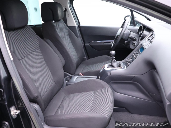 Peugeot 5008 1,6 HDI 82kW Aut.klima HU 2011