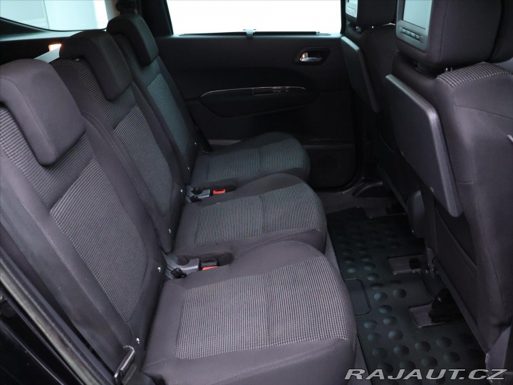Peugeot 5008 1,6 HDI 82kW Aut.klima HU 2011