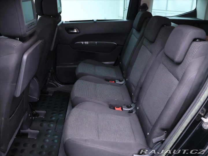 Peugeot 5008 1,6 HDI 82kW Aut.klima HU 2011