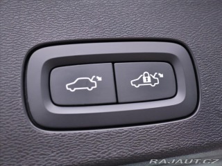 Volvo V60 2,0 B4 145kW Aut. LED Nav 2021