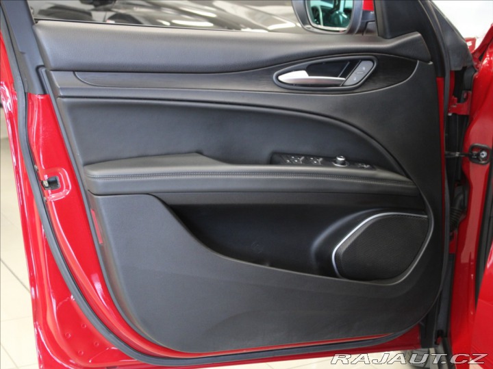 Alfa Romeo Stelvio 2,2 JTD 4x4 AT Po ROZVODE 2018