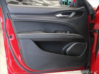 Alfa Romeo Stelvio 2,2 JTD 4x4 AT Po ROZVODE 2018
