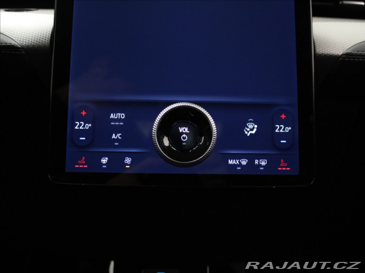 Ford Mustang Mach-E 0,1 75,7kWh 300kon 2024