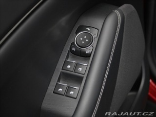 Ford Mustang Mach-E 0,1 75,7kWh 300kon 2024