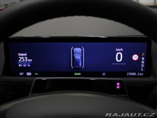 Ford Mustang Mach-E 0,1 75,7kWh 300kon 2024
