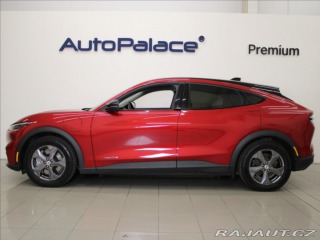 Ford Mustang Mach-E 0,1 75,7kWh 300kon 2024