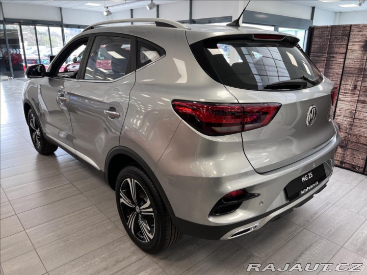 MG ZS 1.5 MT5 Emotion Plus 2024