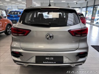 MG ZS 1.5 MT5 Emotion Plus 2024